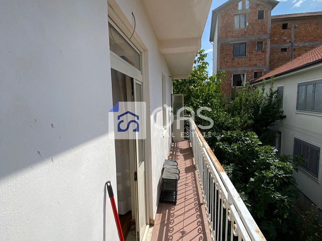Apartament 1+1 Me Qira në Tregu Elektrik, Tiranë - 320€ | 55 m²