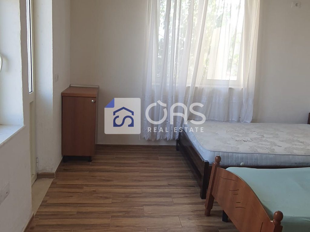 Apartament 1+1 Me Qira në Tregu Elektrik, Tiranë - 300€ | 55 m²