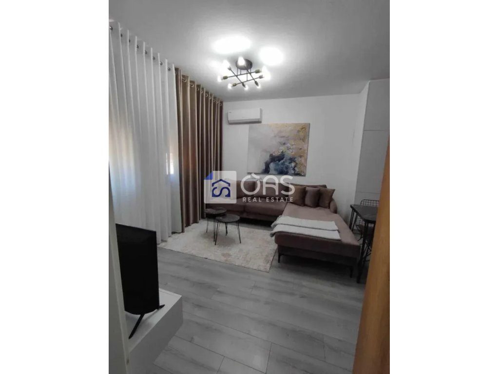 Jepet apartament me qera 1+1 Pallati Me Shigjeta