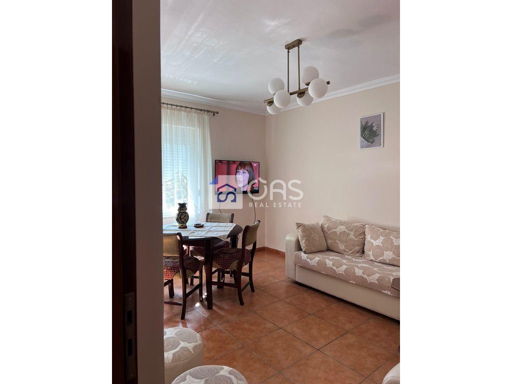 jepet me qera apartament 2+1 tek Rruga e Elbasanit