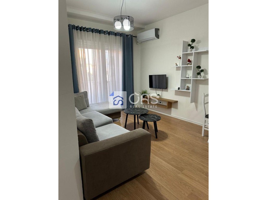 Jepet apartament me qera 1+1 tek Brryli