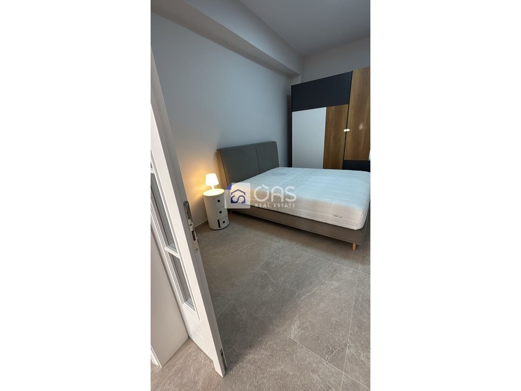 jepet me qira  Apartament 2+1 vasil shanto   (me parkim)