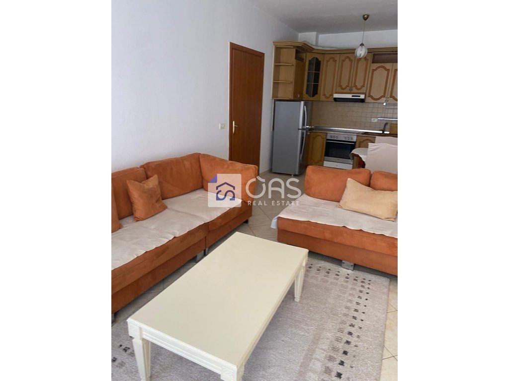 jepet me qira  Apartament 3+1+2+2 KOMPLEKSI PANORAMA (SPAKU)