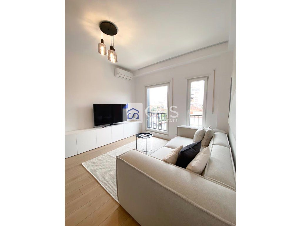 jepet me qira  Apartament 1+1( me parkim)  spaku