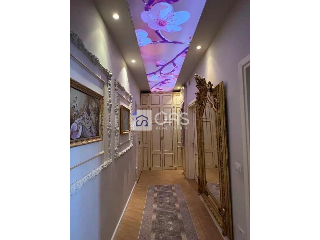 Jepet me qera apartament 1+1 komuna e parisit
