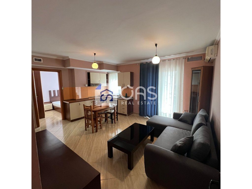 Jepet me qera apartament 1+1 rruga e dibres
