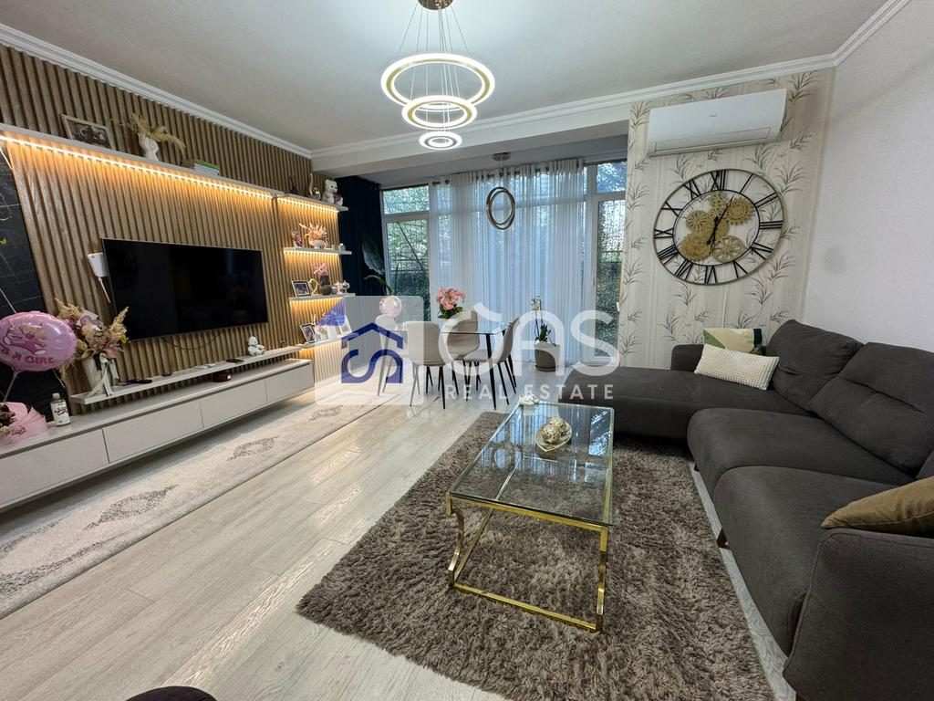 Jepet me qera  apartament 2+1+2 tek Kopeshti Botanik