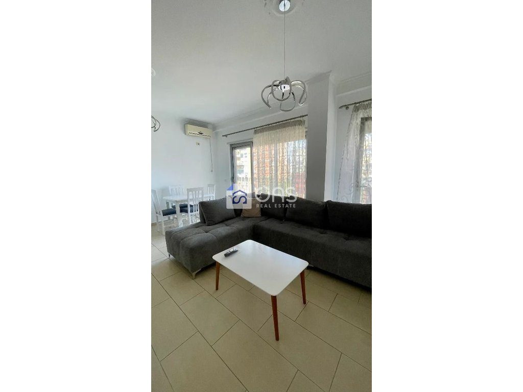 Jepet me qera apartament 1+1 ne Myslym Shyr