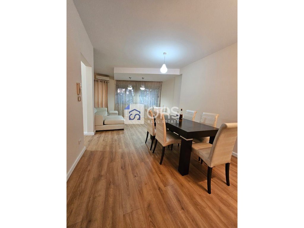 Shitet apartament 2+1 tek Rruga Mine Peza.