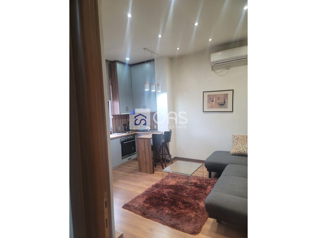 Jepet apartament me qera 1+1 9 Katshete