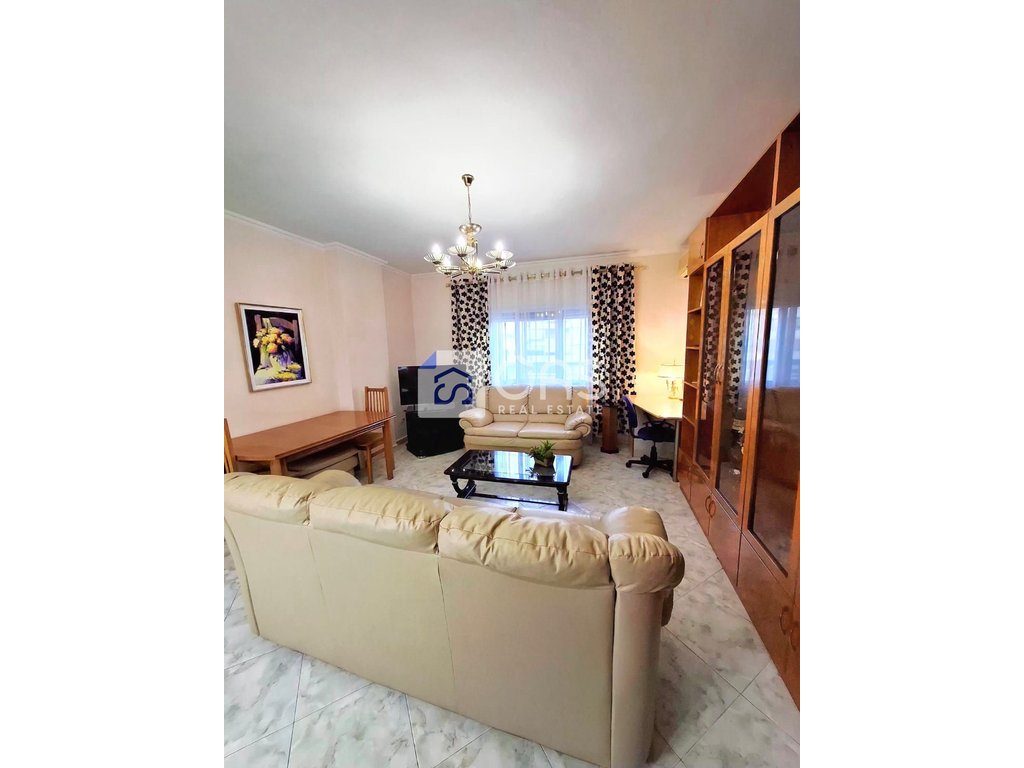 Jepet apartament me qera 1+1 Komuna Prisit