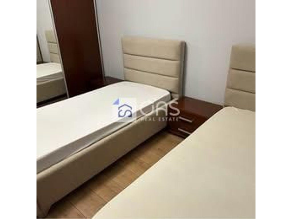 Jepet apartament me qera 1+1 Myslym Shyri
