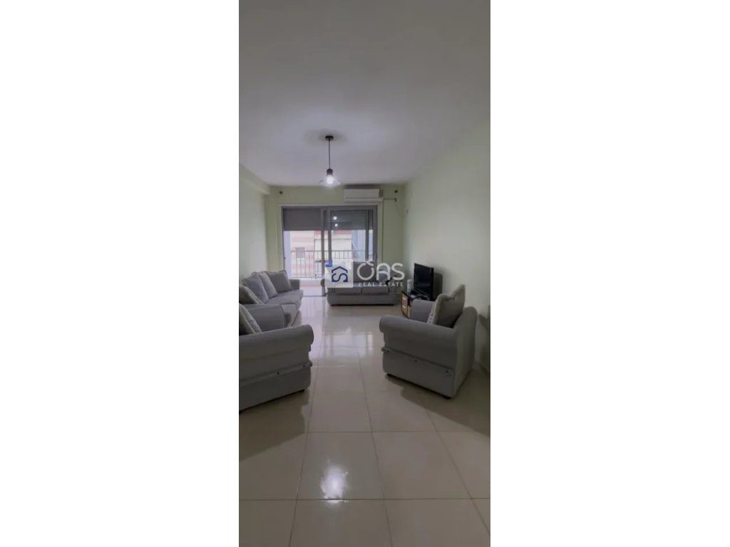 Jepet apartament me qera 1+1 Komuna Parisit