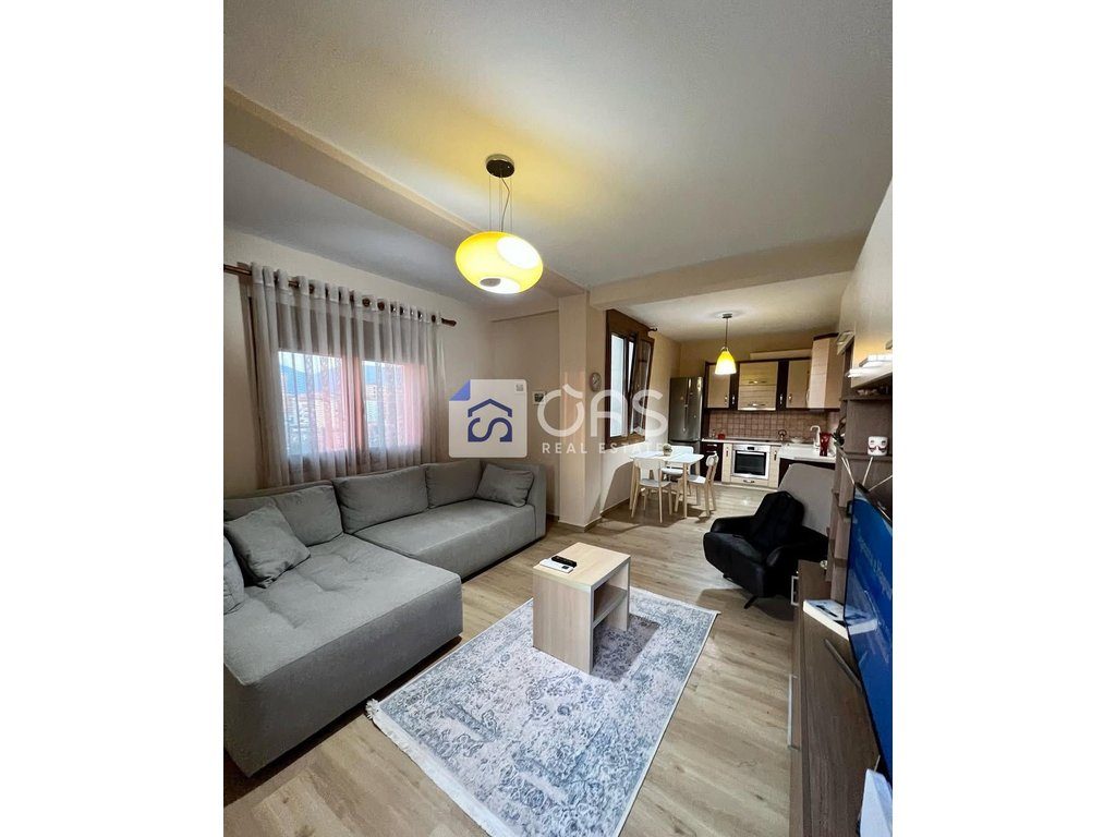 Jepet Apartament me qera 1+1 MYSLYM SHYRI