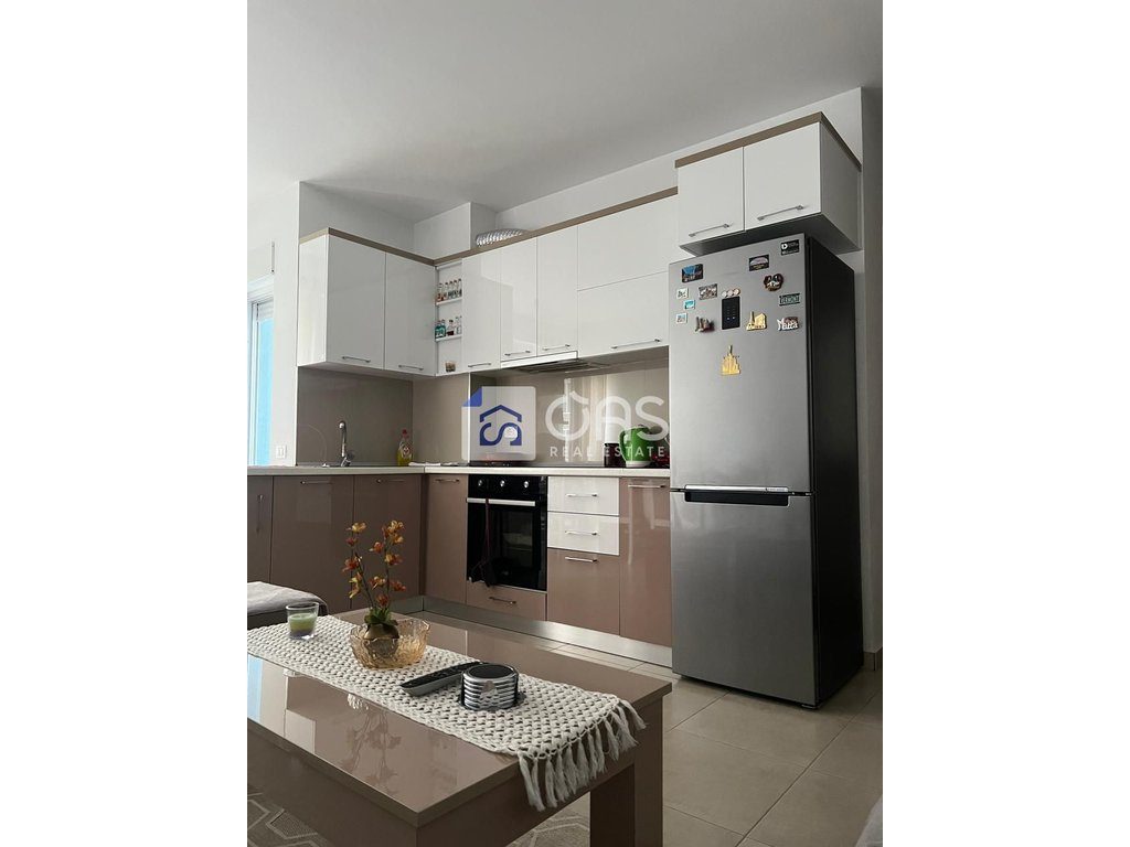Jepet apartament me qera 1+1 21 Dhjetori