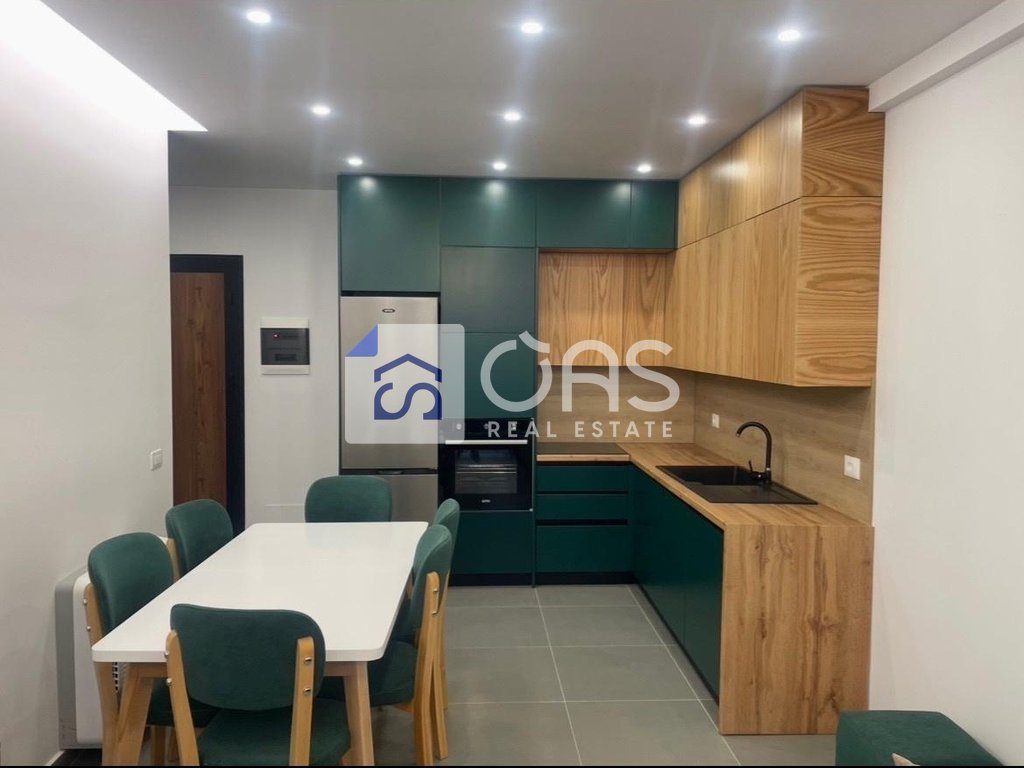 Jepet apartament 2+1+Parkim me qera Te Univers City