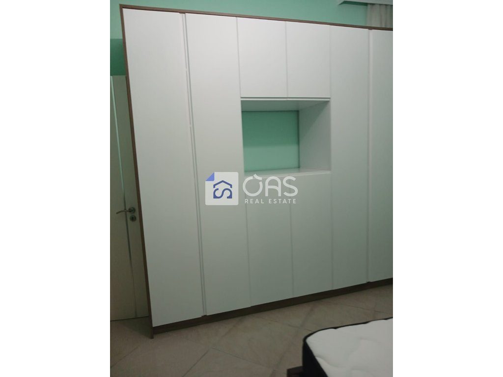 Jepet apartament me qera 1+1 selvia