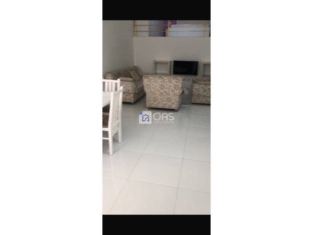 Jepet Apartament me qera 1+1 Oxhaku (prane xhamis)