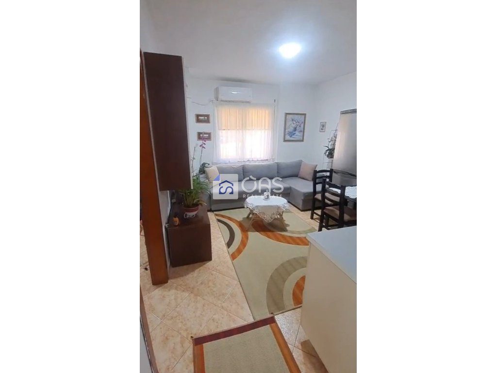 Jepet apartament me qera 2+1 Yzberisht