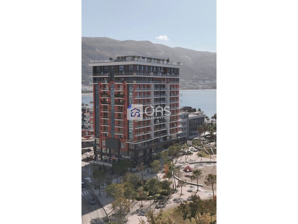 Shitet apartament 2+1+2 ne Vlore.