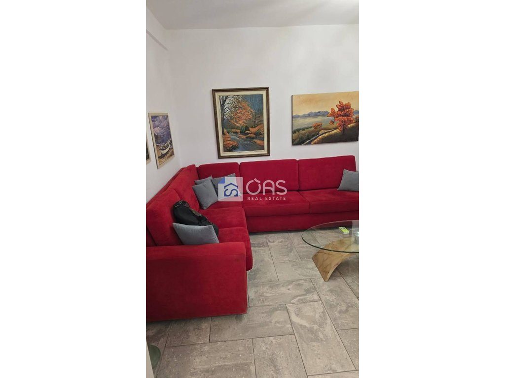 Jepet apartament me qera 2+1 Te  Rruga E Dibres