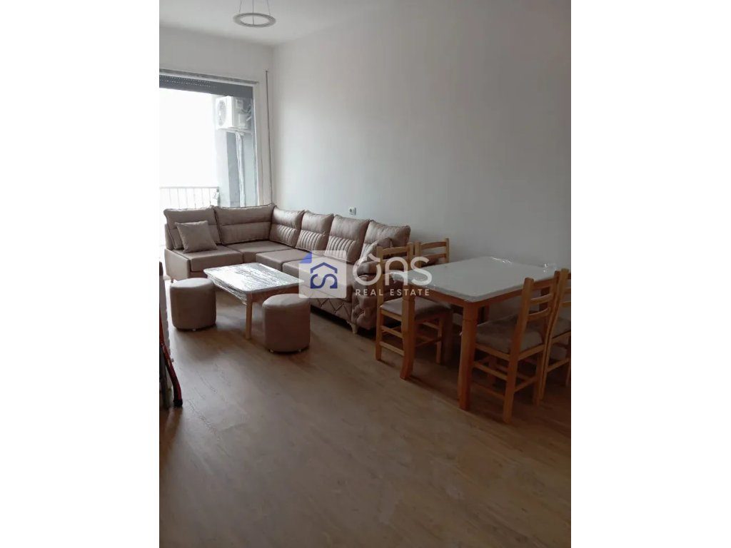 Jepet me qera Apartrament 1+1 ne 5 MAJ