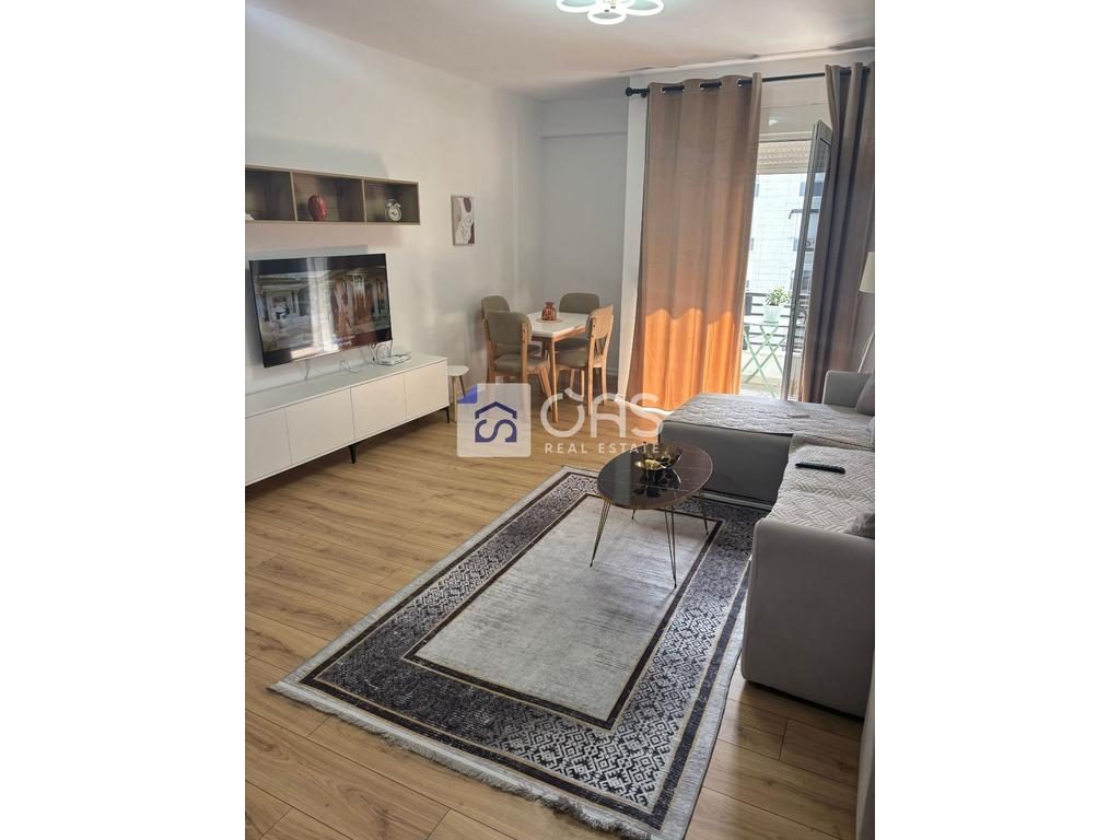 Jepet apartament me qera 2+1 Ish Praku