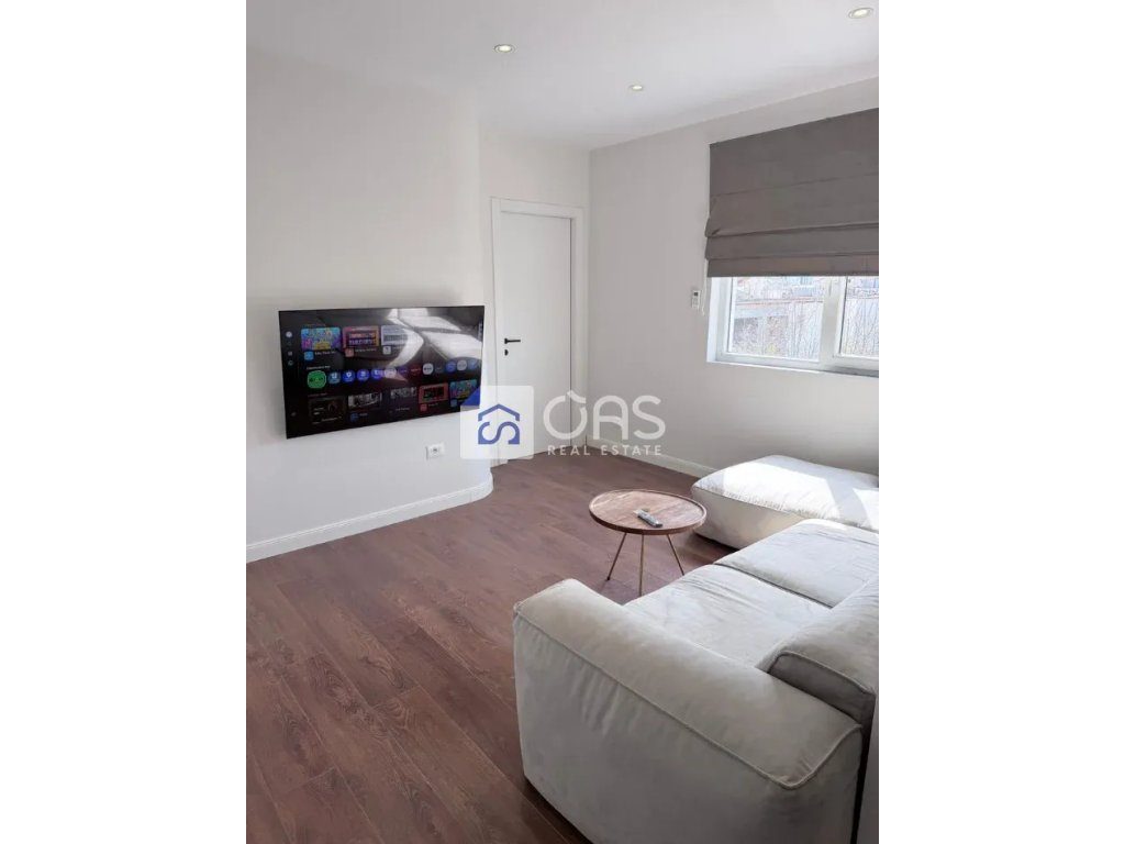 Jepet Apartament me qera 1+1 Ne 5 Maj