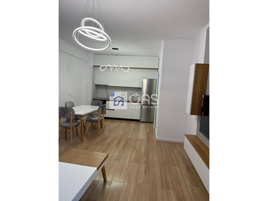 Shitet apartament 1+1 Astir