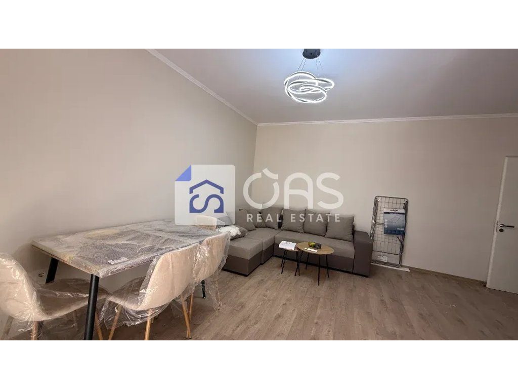 Jepet me qera apartament 1+1 Ne Astir