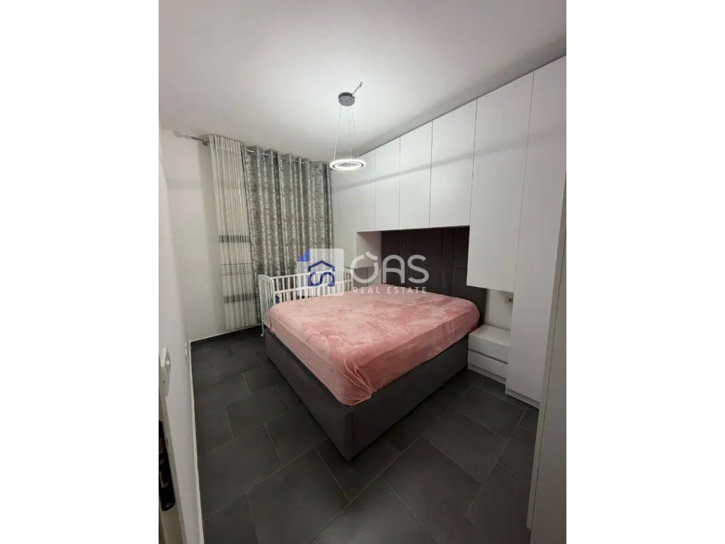 Jepet apartament me qera 2+1 Ne Shkoze