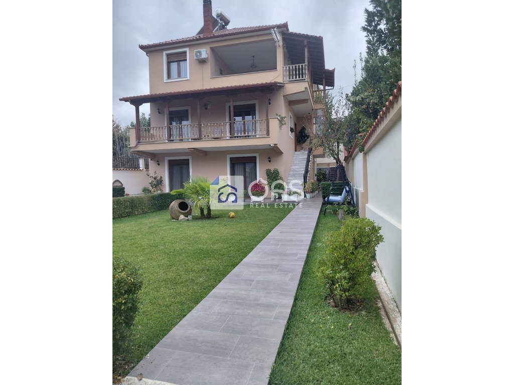 Jepet me qira duplex zona Ali Dem