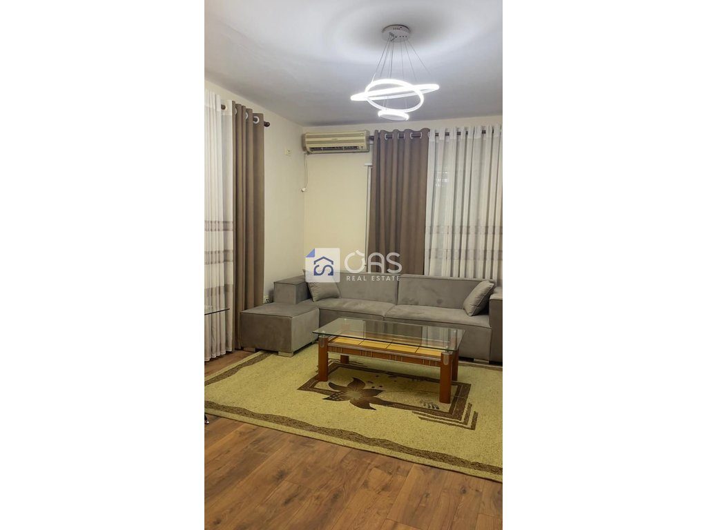 Jepet apartment me qera 2+1 Bulevard I Ri