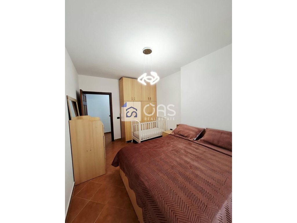 Jepet apartament me qera 2+1 Rruga Kavajes