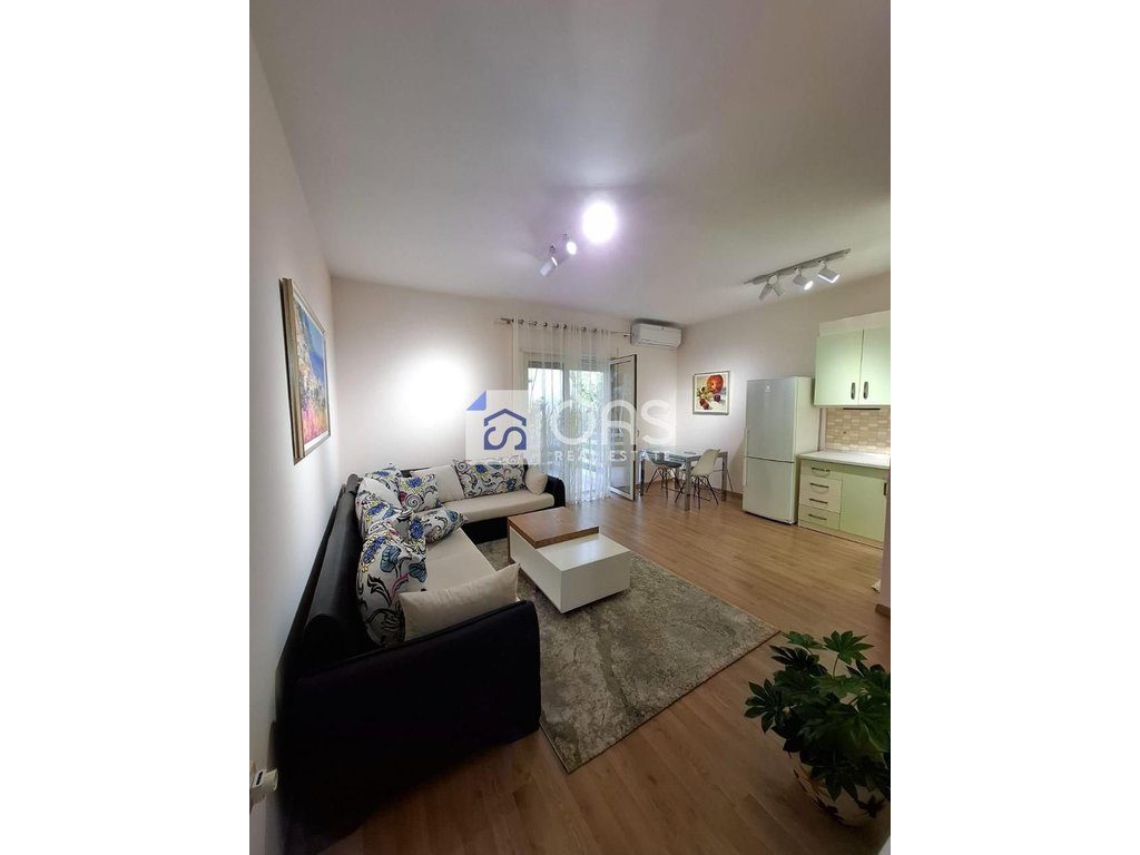 Jepet apartament me qera 2+1 Kopshti Zologjik