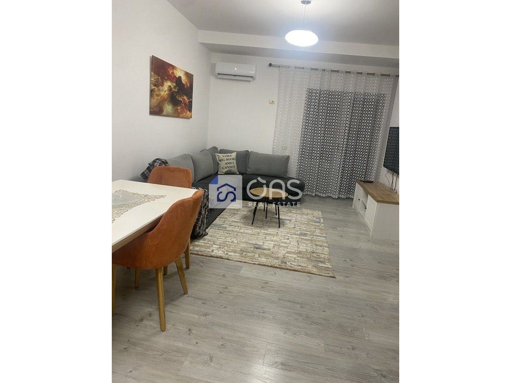 Jepet me qera apartament 2+1 ne Selvia
