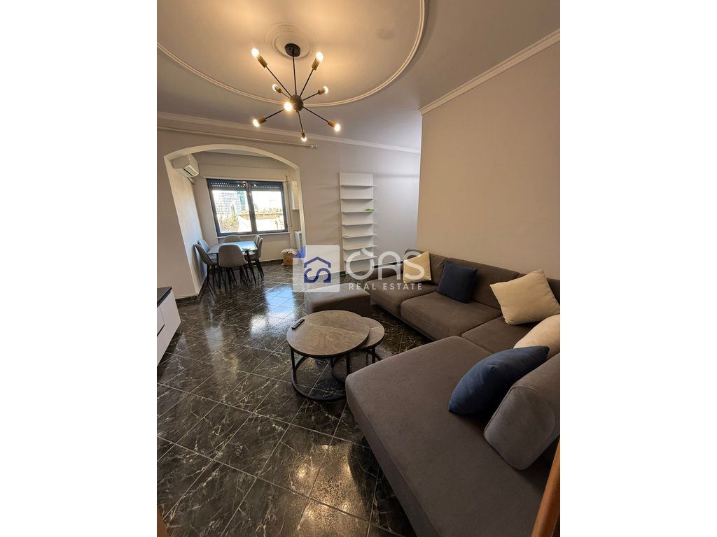 Jepet apartament me qera 2+1+2 tek Rruga e Elbasanit