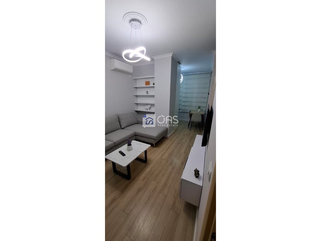 Jepet me qera apartament 1+1 tek Kodra e Diellit (Tek Eleonora)