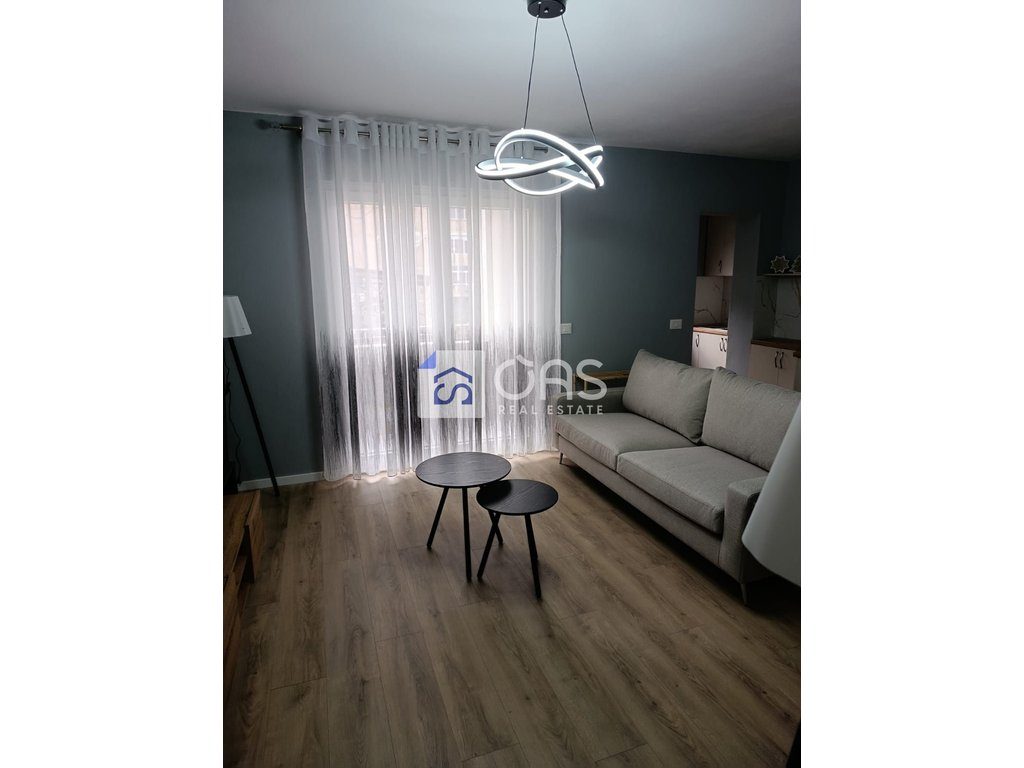 Jepet apartament me qera 2+1 tek Ali Dem