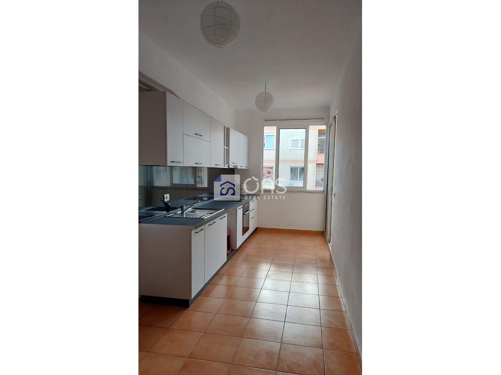 Jepet me qera apartament 2+1+2 ne Astir