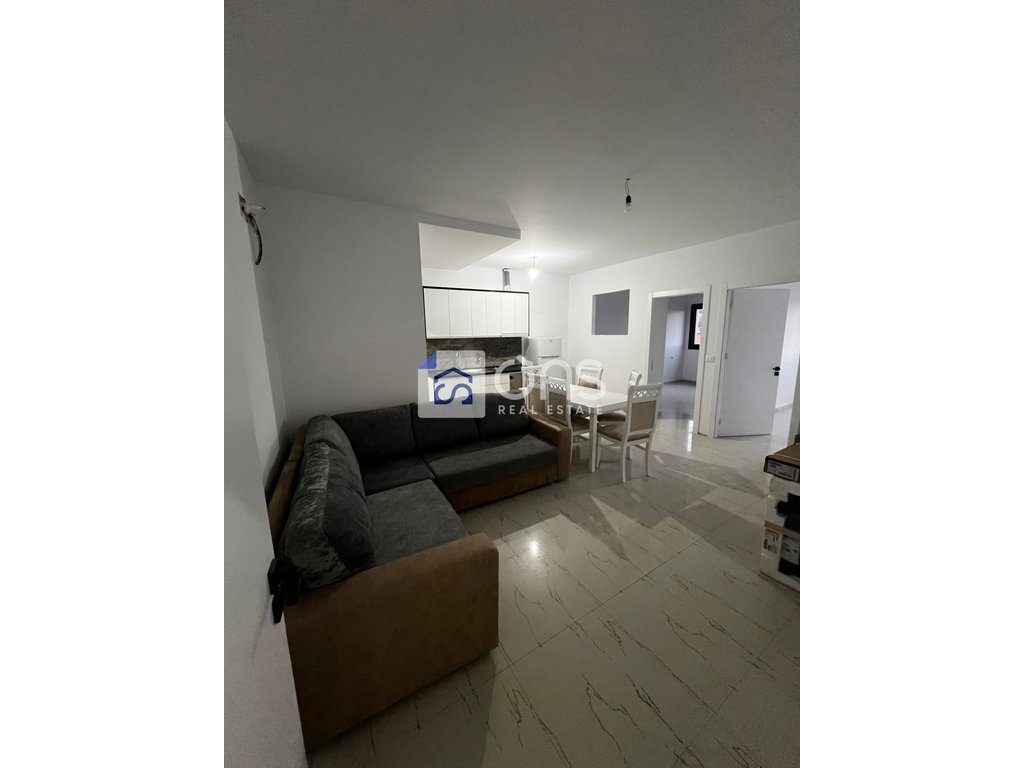 Jepet me qera apartament 2+1 ne Laprak.