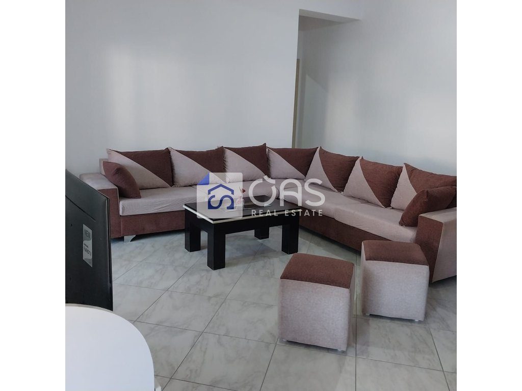 Jepet apartament me qera 2+1 tek Fresku