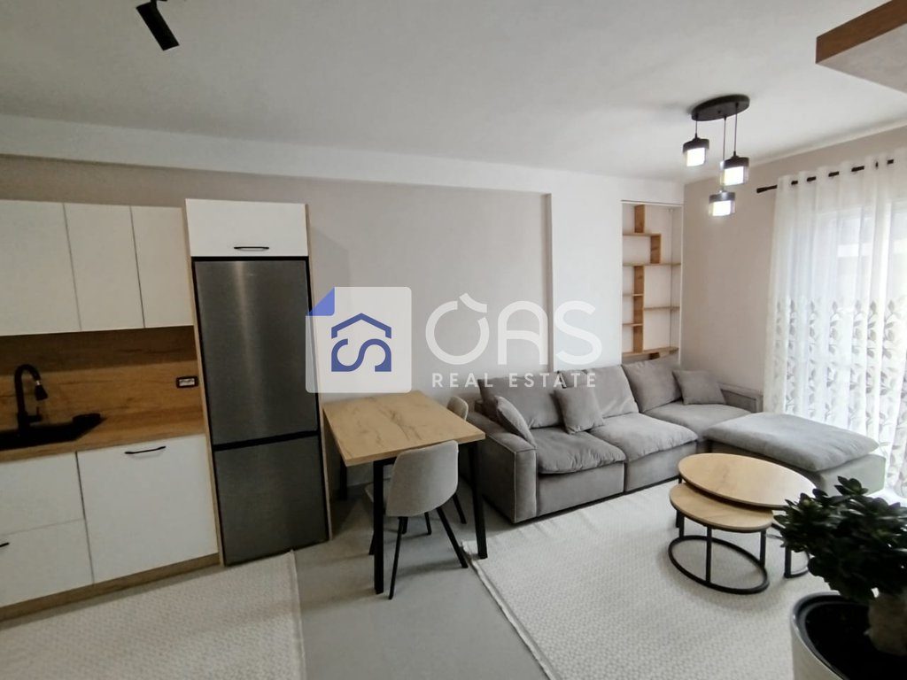 Jepet me qera apartament 1+1+Parking tek Univers City