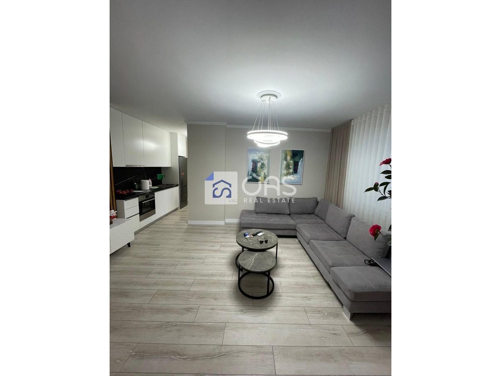 Jepet me qera apartamenti 1+1 tek Rruga e Kosovareve