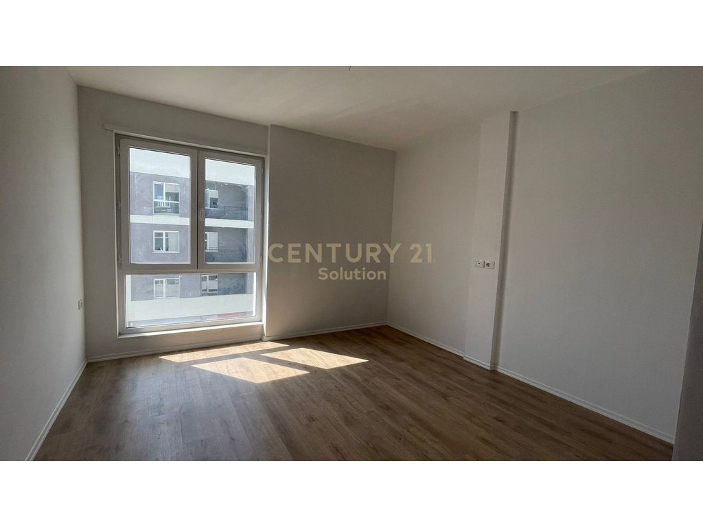 APARTAMENT 2+1 PER QIRA TEK UNIVERS CITY !