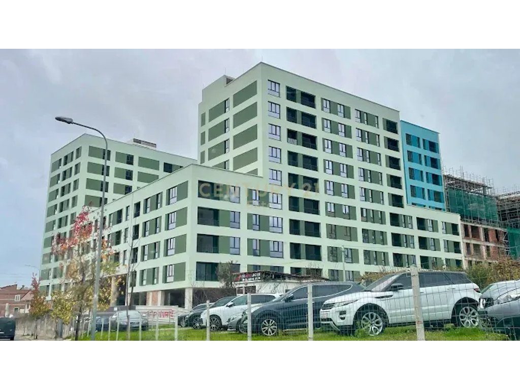 Shitet, Apartament 1+1 pranë Kompleksit Splendor në Porcelan!