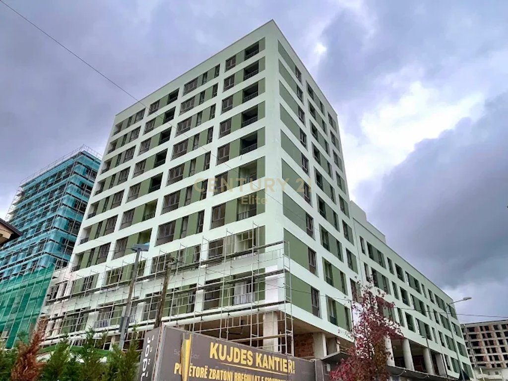 Shitet, Apartament 1+1 pranë Kompleksit Splendor në Porcelan!