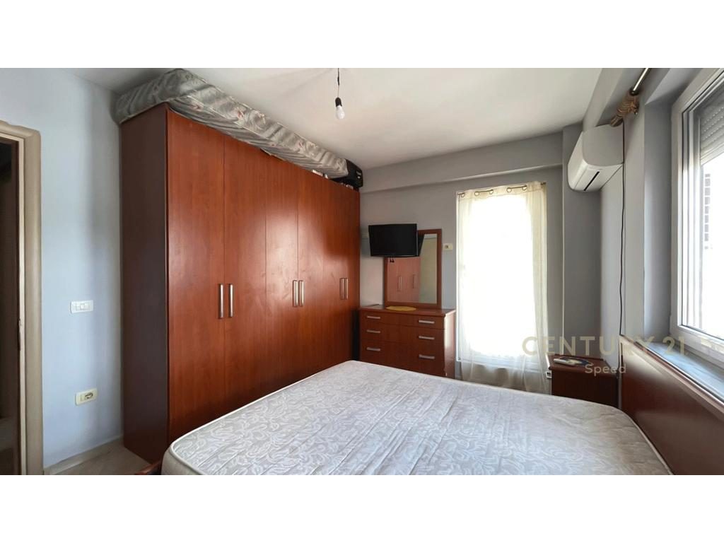 Japim me Qira Apartament 1+1 me verande tek Jordan Misja