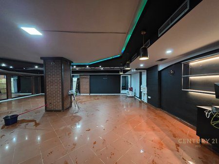 RRUGA E ELBASANIT, OFROHET ME QIRA DYQAN BUZË RRUGE  – PRANË INSTITUTIT TË HIGJIENËS!