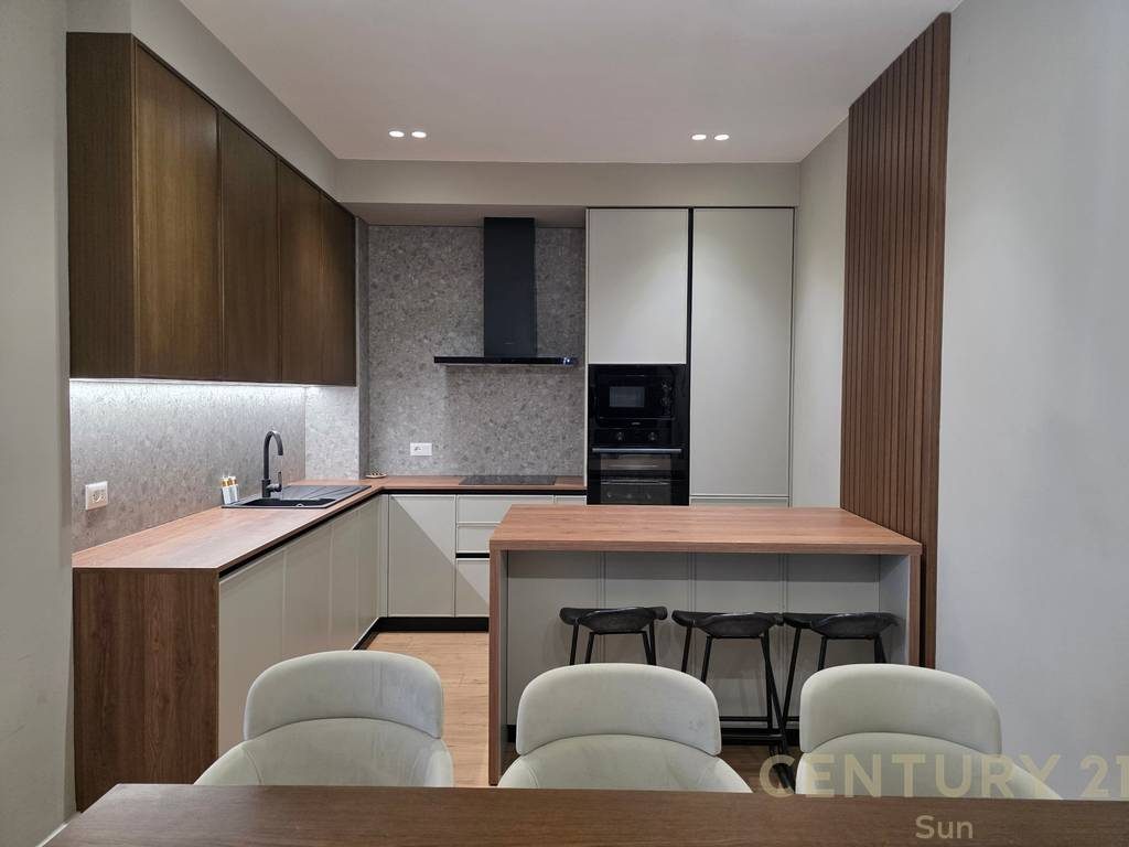 APARTAMENT 2+1+2 PER QIRA NE KOPSHTIN BOTANIK